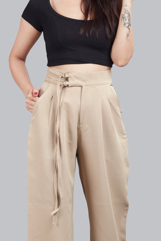 String Attached  Pleated Trousers